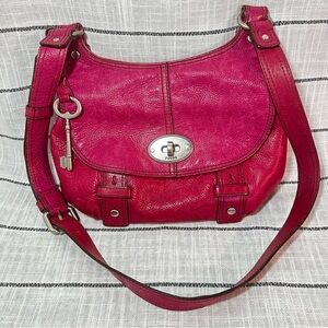 Fossil Maddox Crossbody pink magenta crossbody turnlock key leather bag purse